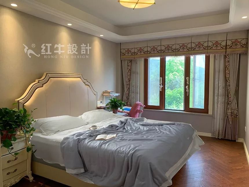 南京東墅山莊360㎡現(xiàn)代美式輕奢--設(shè)計師帶你欣賞完工別墅11臥室效果